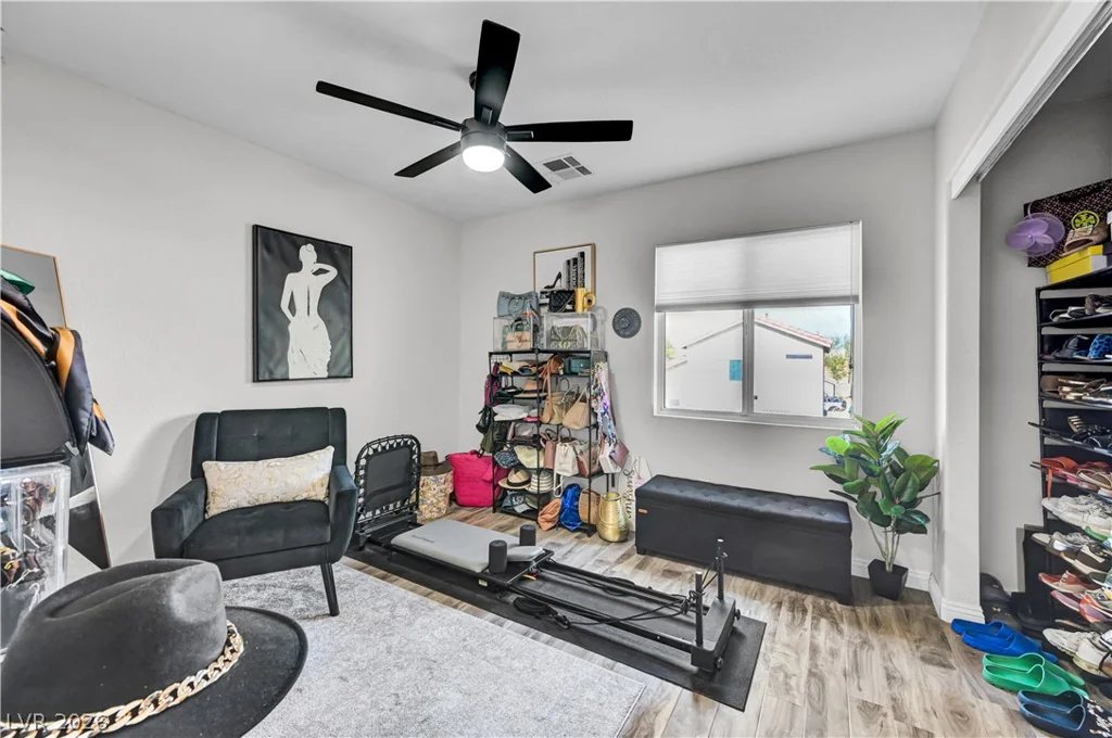 6320 Winter Valley, Las Vegas, NV 89130