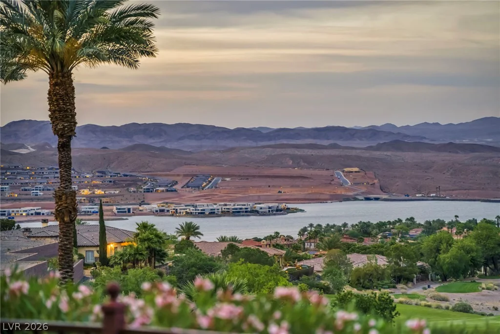 3 Rue Promenade, Henderson, NV 89011