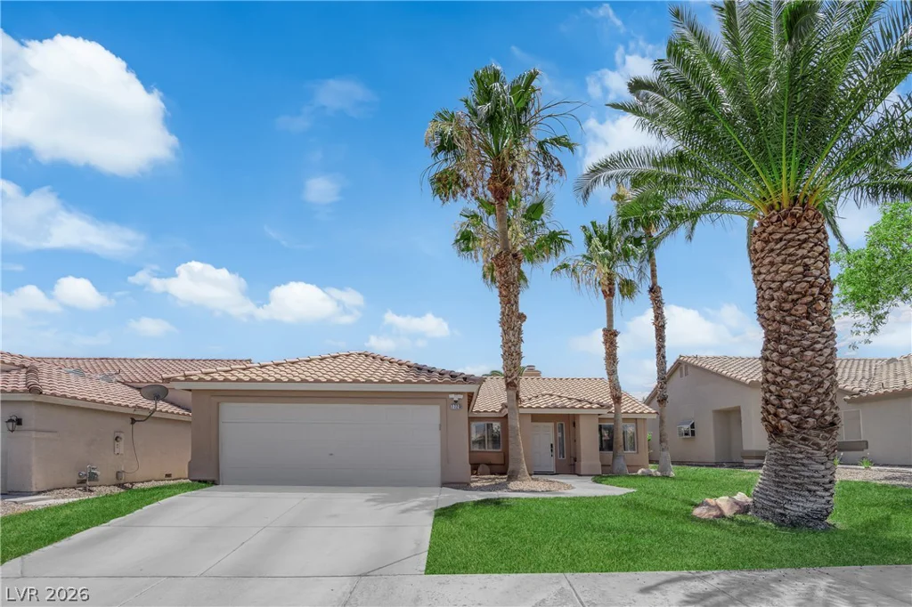 7729 White Grass, Las Vegas, NV 89131