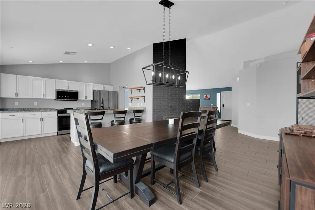 7729 White Grass, Las Vegas, NV 89131