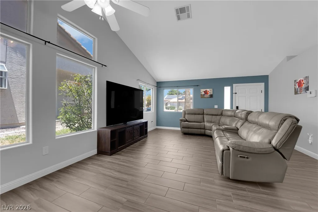 7729 White Grass, Las Vegas, NV 89131