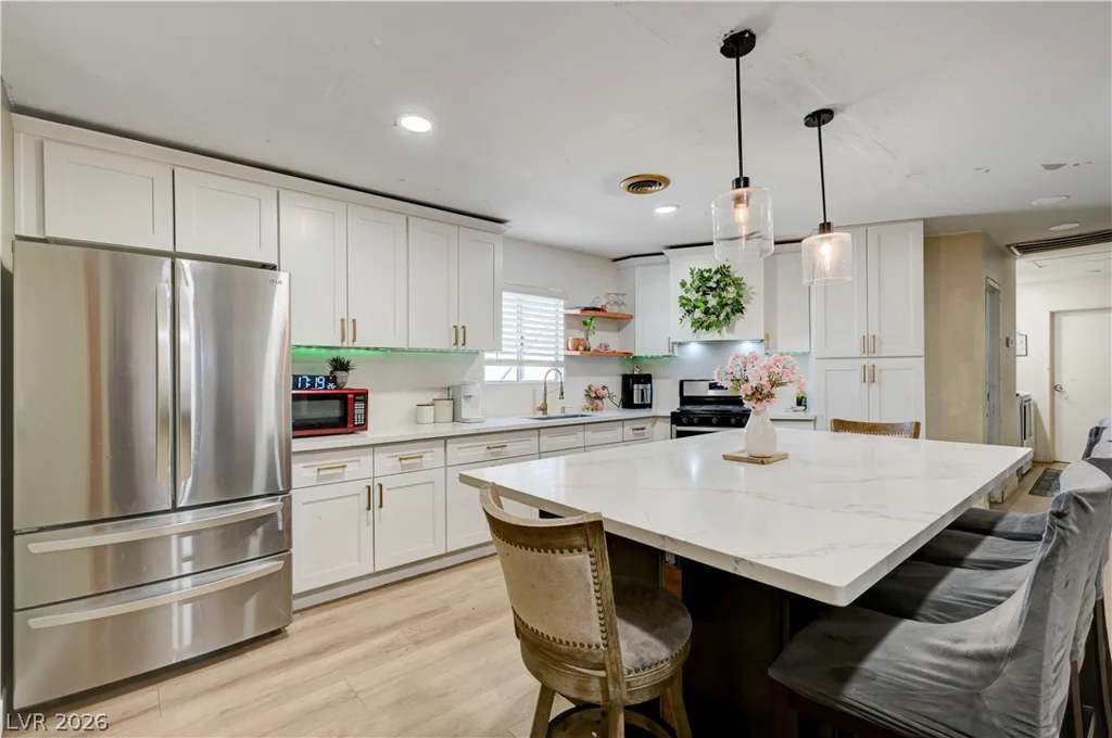 2124 Kenneth, North Las Vegas, NV 89030