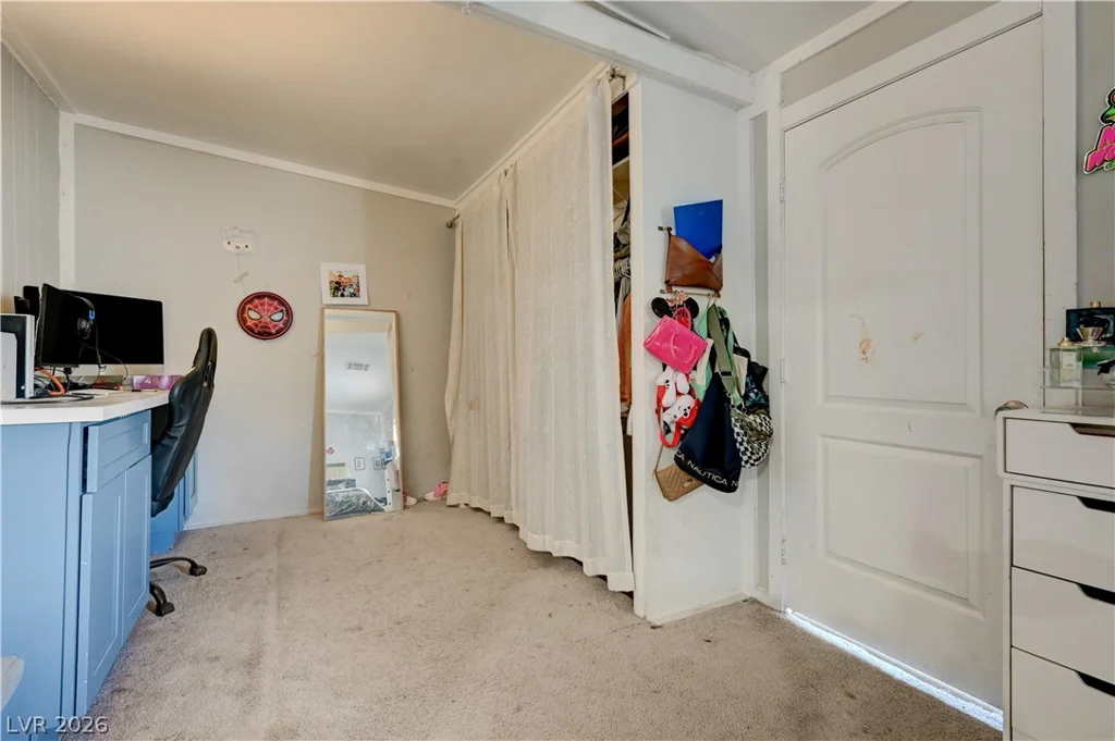 2124 Kenneth, North Las Vegas, NV 89030
