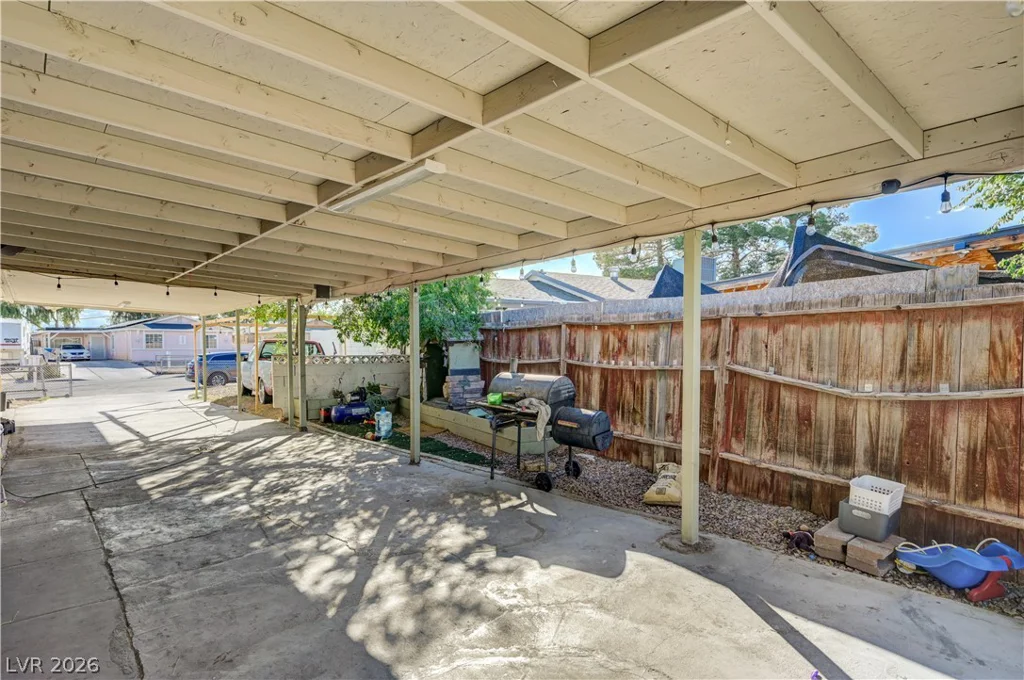 2124 Kenneth, North Las Vegas, NV 89030