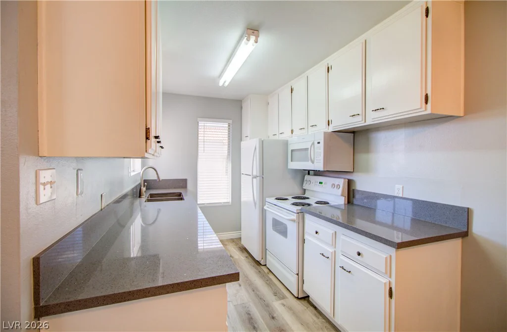 870 B, Boulder City, NV 89005