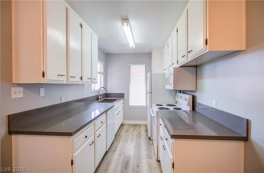 870 B, Boulder City, NV 89005