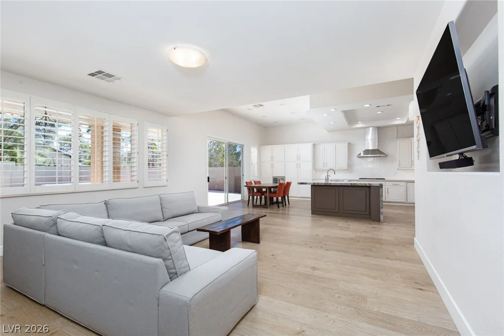 11000 Arbor Pine, Las Vegas, NV 89144