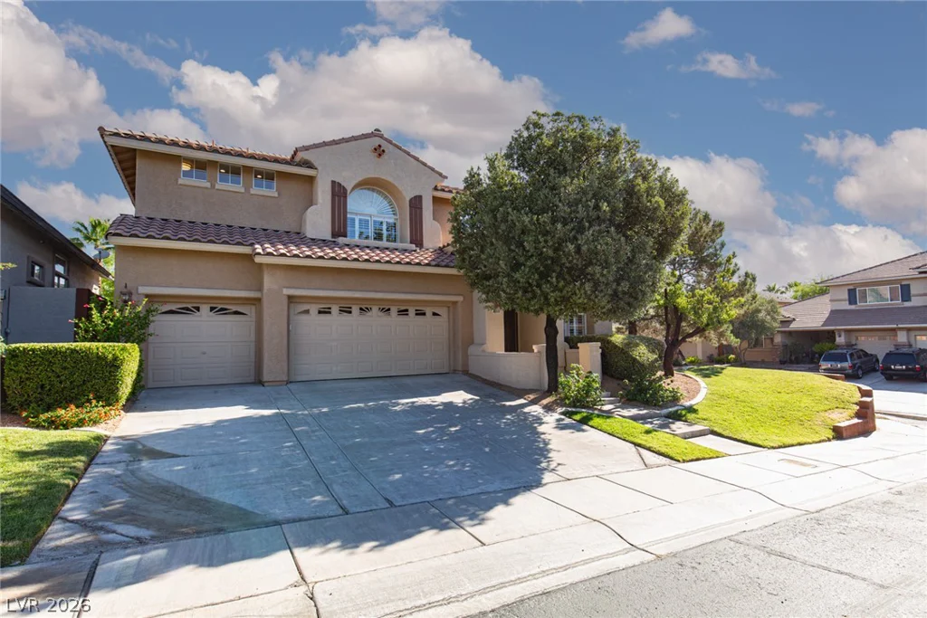 11000 Arbor Pine, Las Vegas, NV 89144