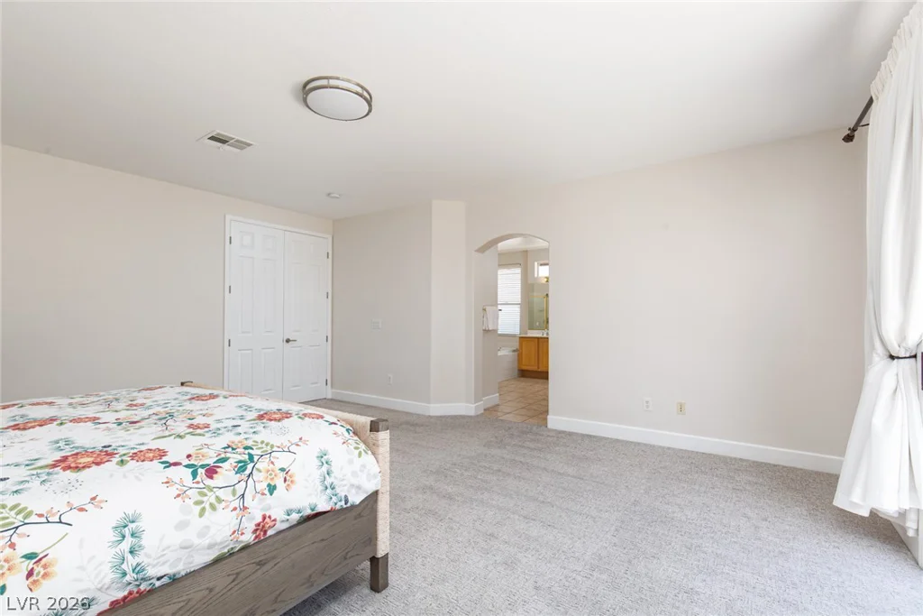 11000 Arbor Pine, Las Vegas, NV 89144