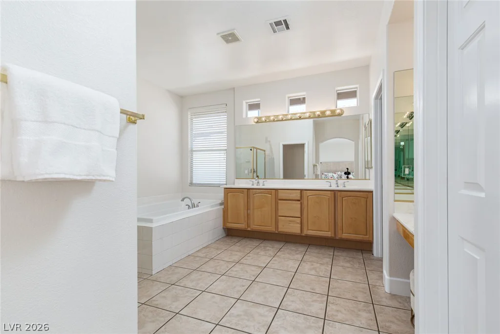 11000 Arbor Pine, Las Vegas, NV 89144
