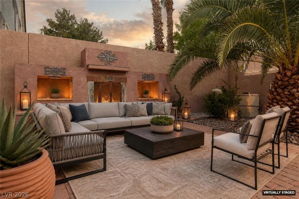 11000 Arbor Pine, Las Vegas, NV 89144
