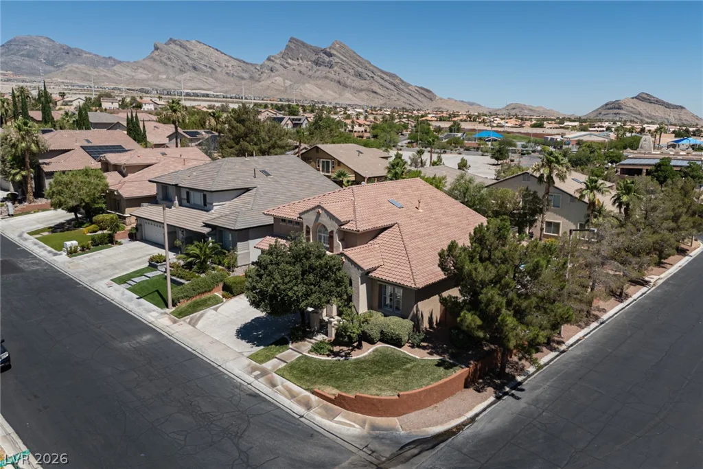11000 Arbor Pine, Las Vegas, NV 89144