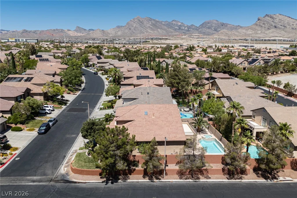 11000 Arbor Pine, Las Vegas, NV 89144