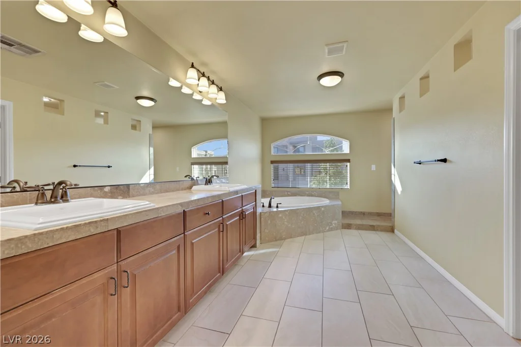 9728 Golden Thread, Las Vegas, NV 89141