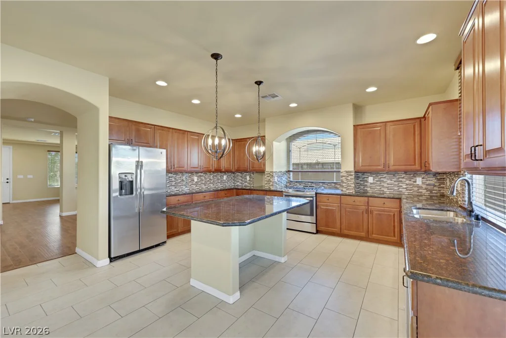 9728 Golden Thread, Las Vegas, NV 89141