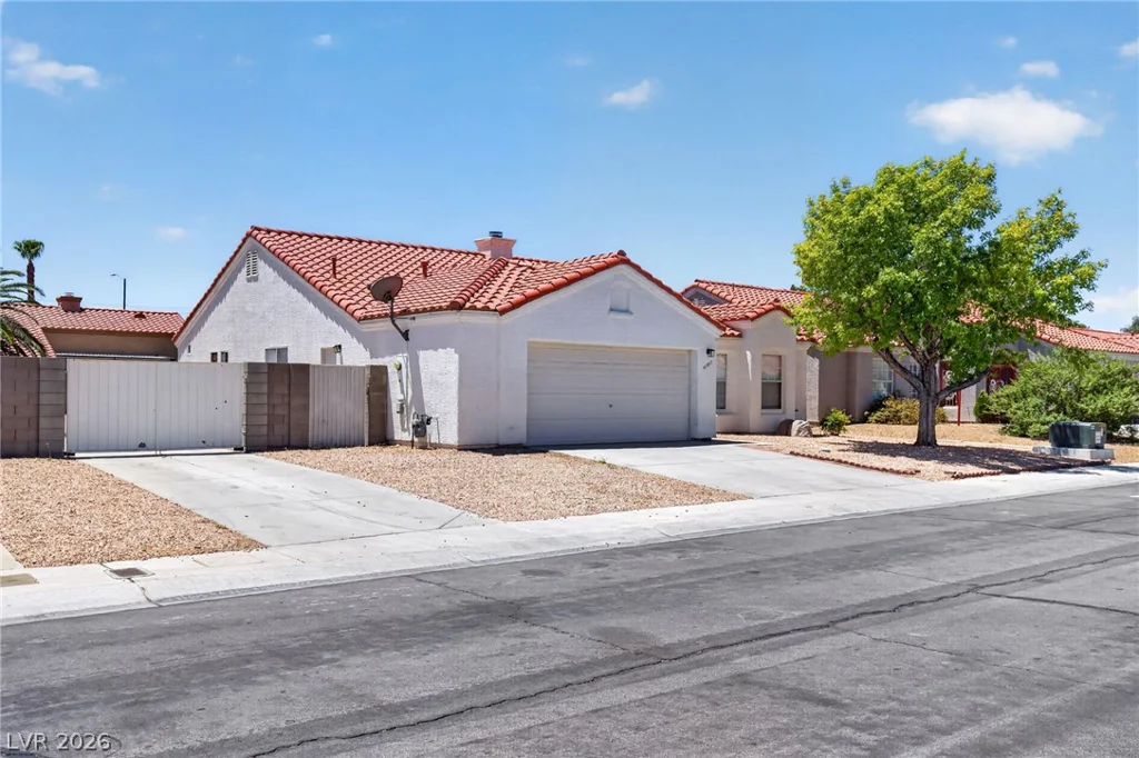 4107 Cutting Horse, North Las Vegas, NV 89032
