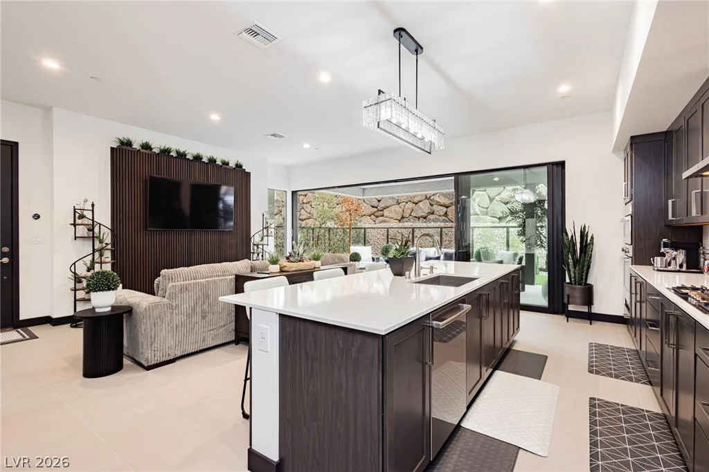 13 Promenade Isle, Henderson, NV 89011