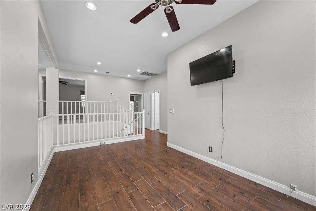 7882 Gilmore, Las Vegas, NV 89129