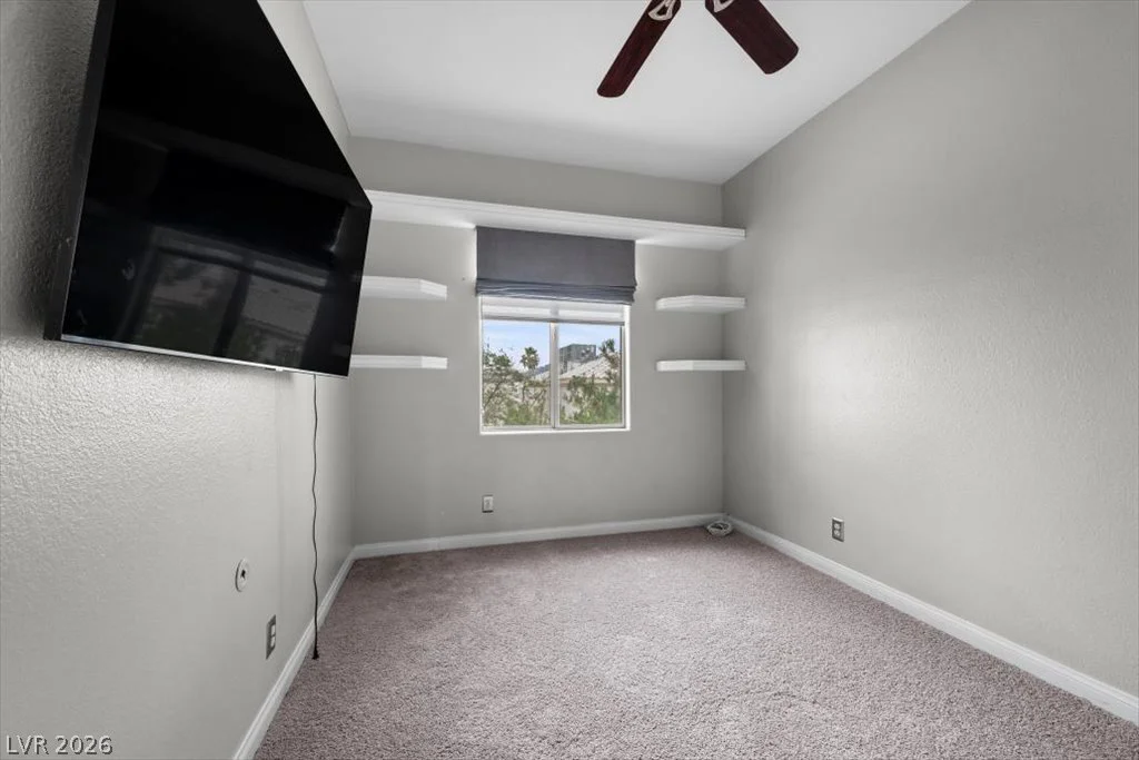 7882 Gilmore, Las Vegas, NV 89129