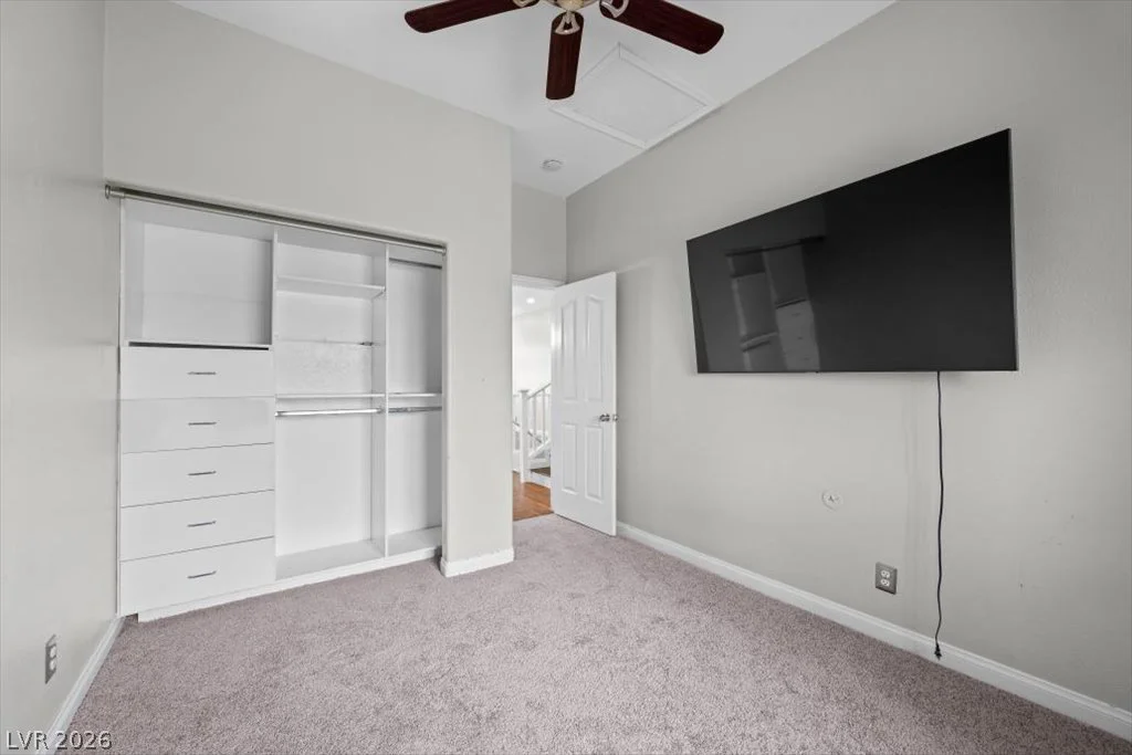 7882 Gilmore, Las Vegas, NV 89129
