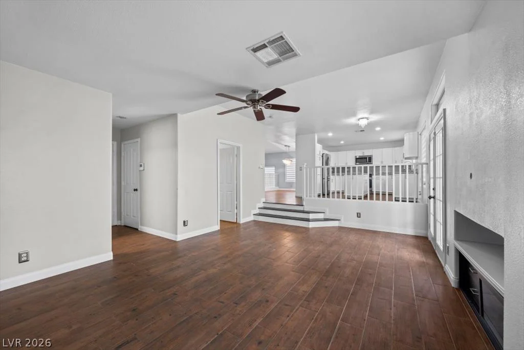7882 Gilmore, Las Vegas, NV 89129