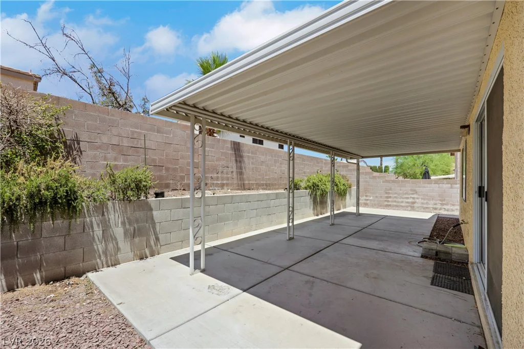7664 Little Valley, Las Vegas, NV 89147