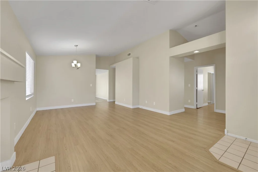 7664 Little Valley, Las Vegas, NV 89147