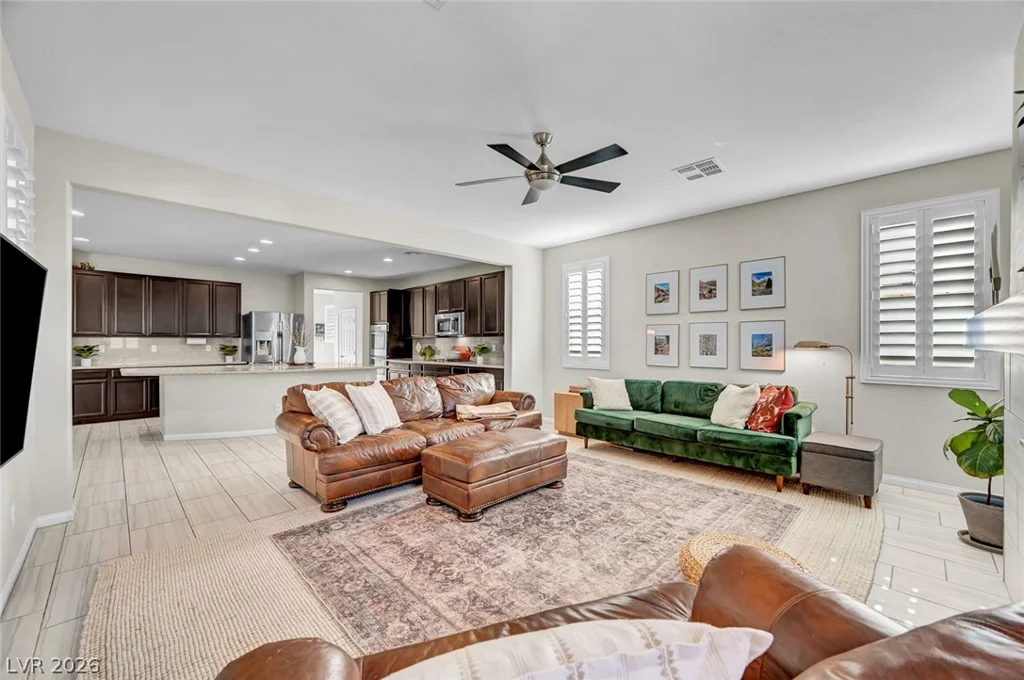 5560 Honey Creek, Las Vegas, NV 89131