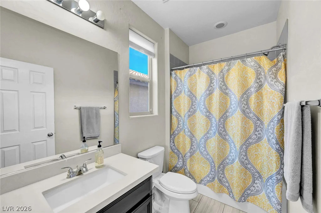 5560 Honey Creek, Las Vegas, NV 89131