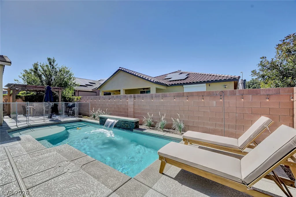 5560 Honey Creek, Las Vegas, NV 89131