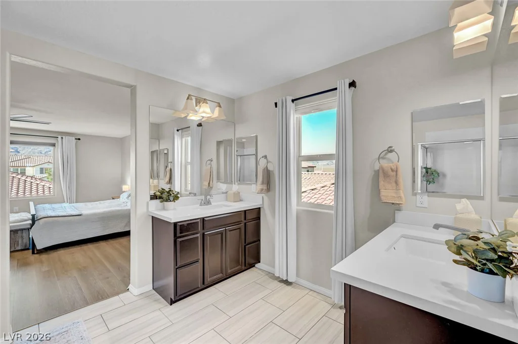 5560 Honey Creek, Las Vegas, NV 89131