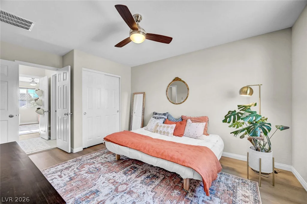 5560 Honey Creek, Las Vegas, NV 89131