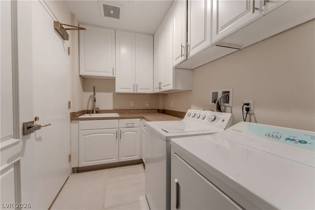 1 Hughes Center, Las Vegas, NV 89169