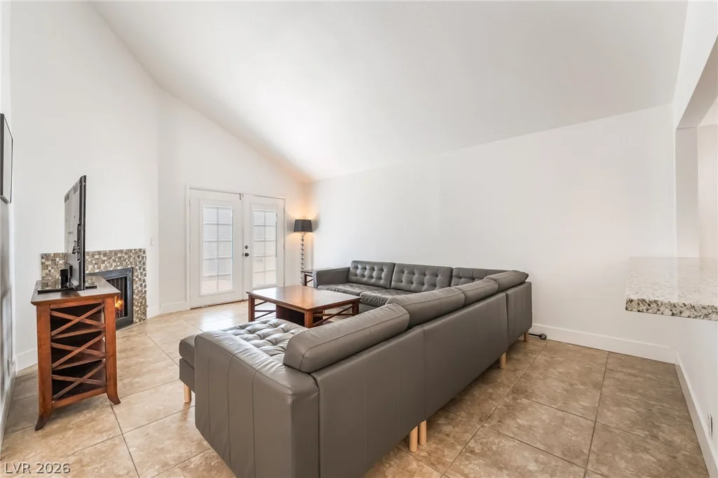 2989 Bel Air, Las Vegas, NV 89109