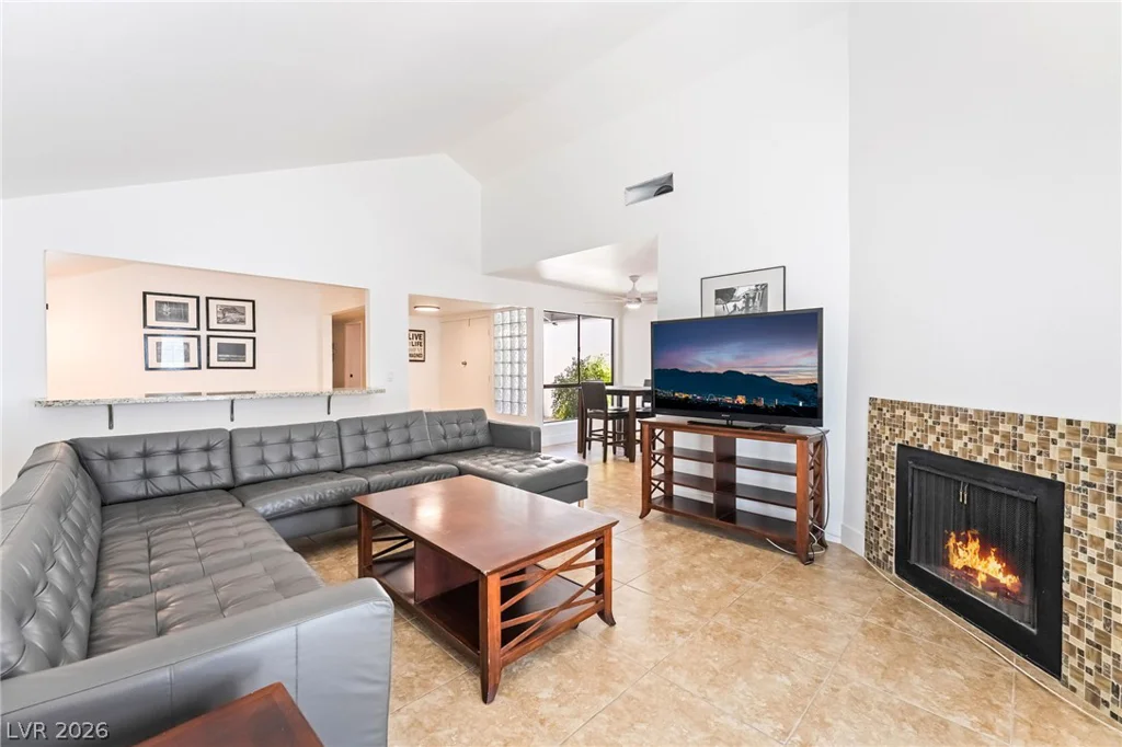 2989 Bel Air, Las Vegas, NV 89109