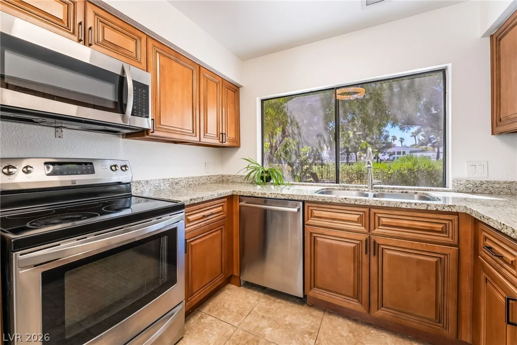 2989 Bel Air, Las Vegas, NV 89109