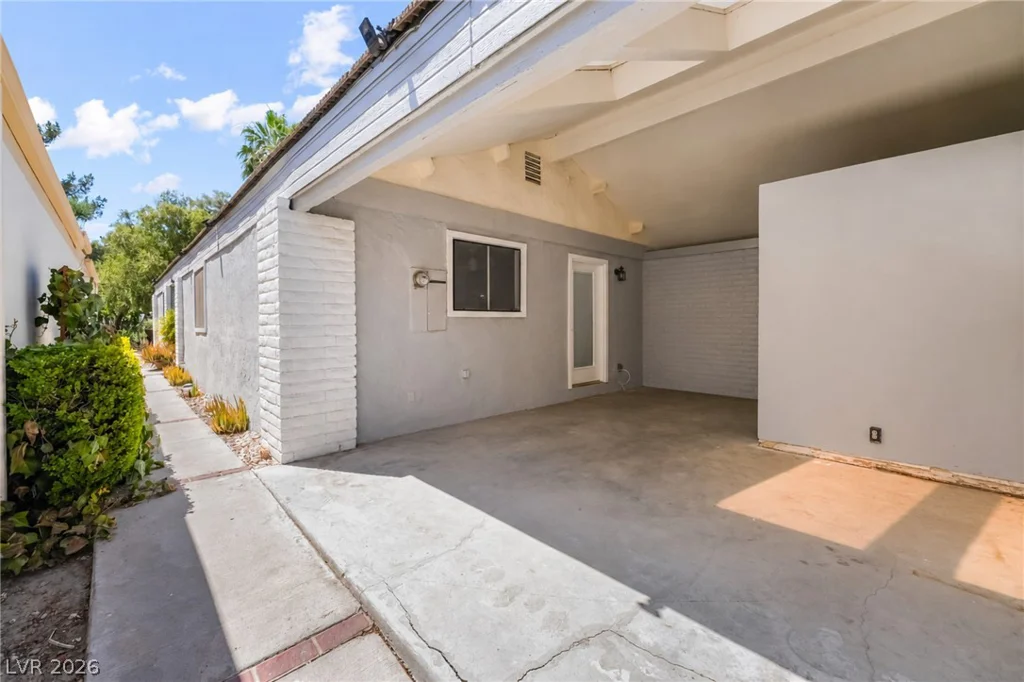 2989 Bel Air, Las Vegas, NV 89109