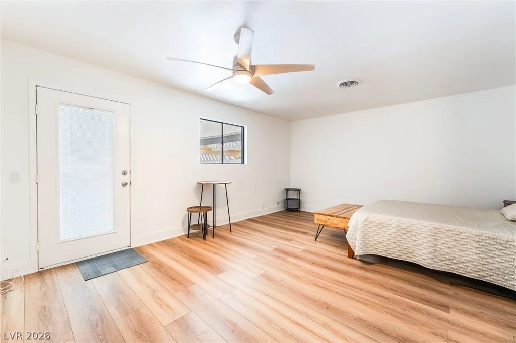 2989 Bel Air, Las Vegas, NV 89109