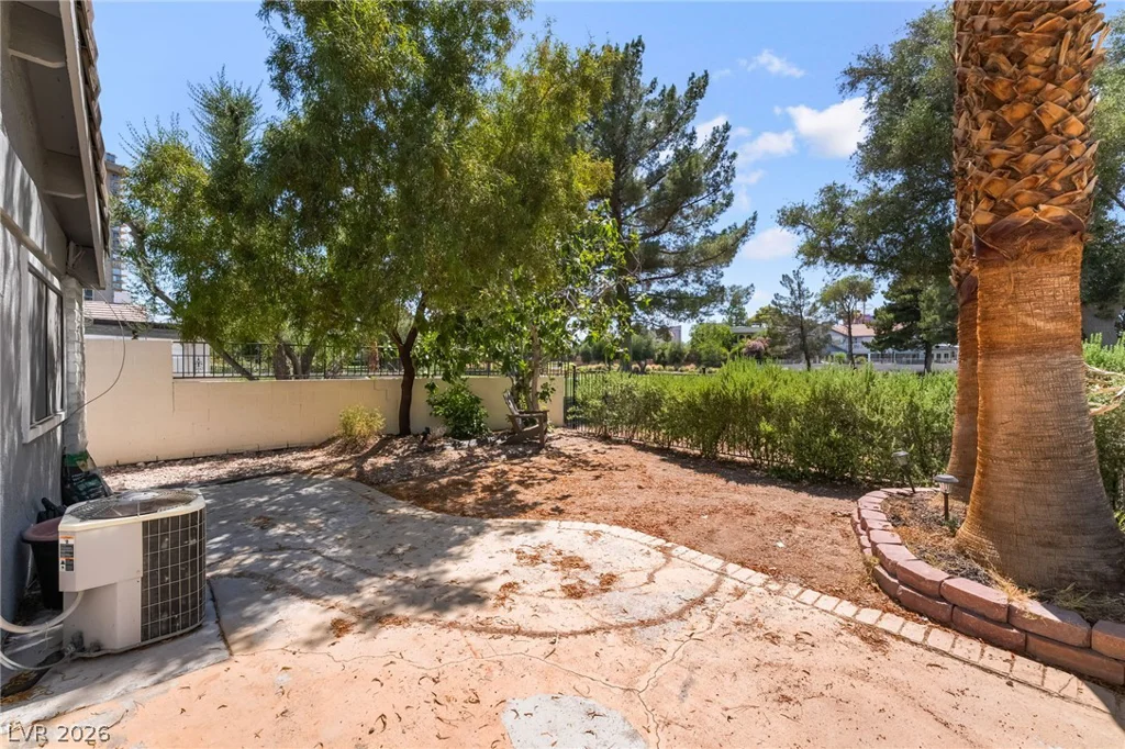 2989 Bel Air, Las Vegas, NV 89109
