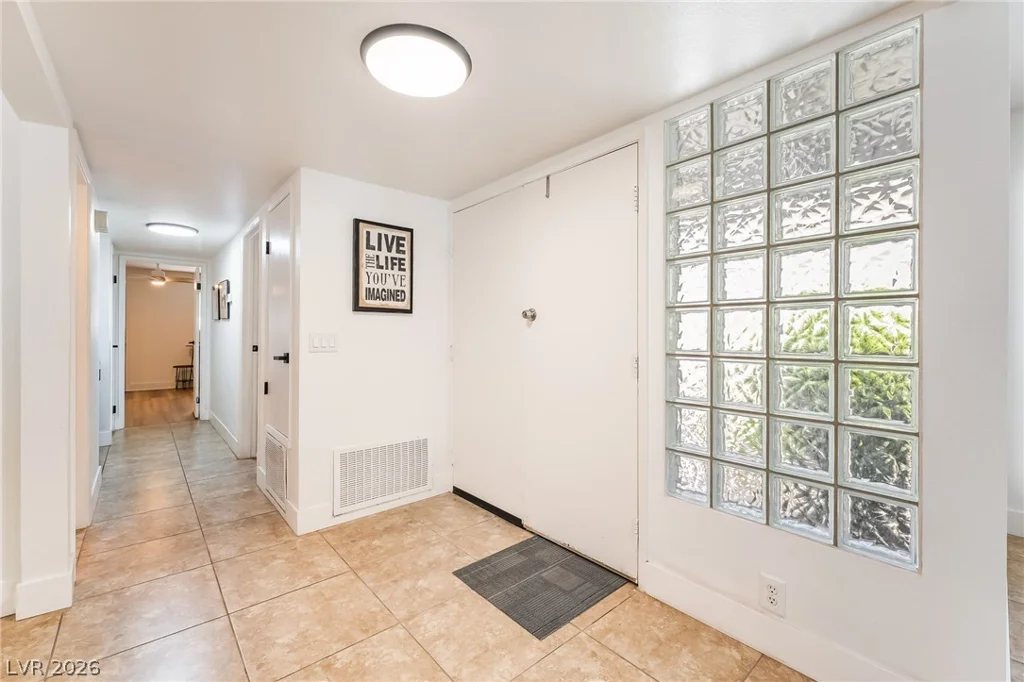 2989 Bel Air, Las Vegas, NV 89109