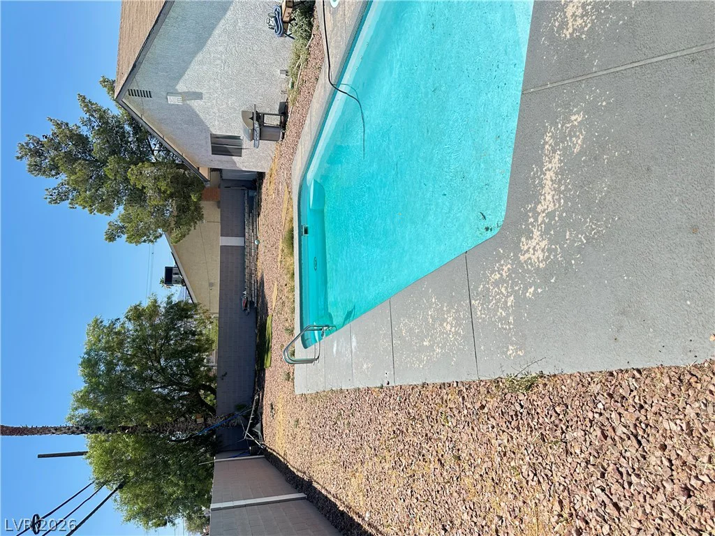 5705 Cannon, Las Vegas, NV 89108