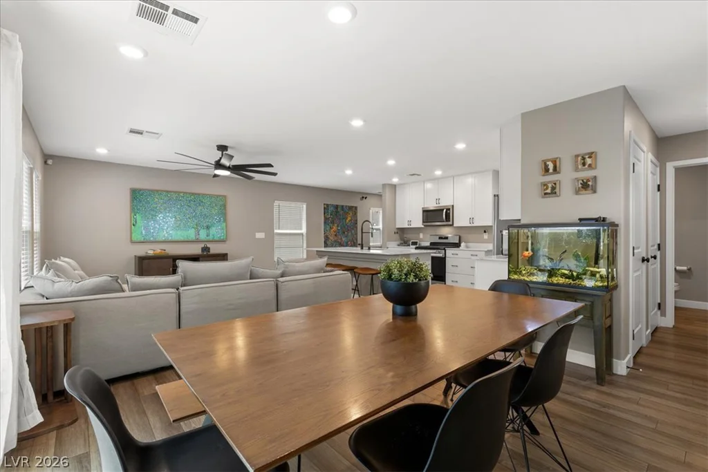 10520 Adobe Ranch Street, Las Vegas, NV 89141