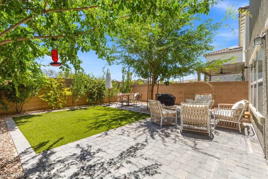 10520 Adobe Ranch Street, Las Vegas, NV 89141