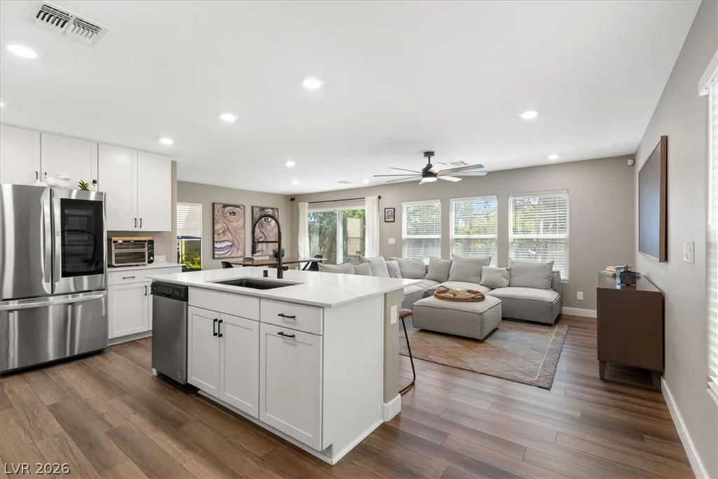 10520 Adobe Ranch Street, Las Vegas, NV 89141