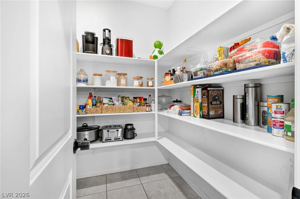 4618 Chirping, North Las Vegas, NV 89031