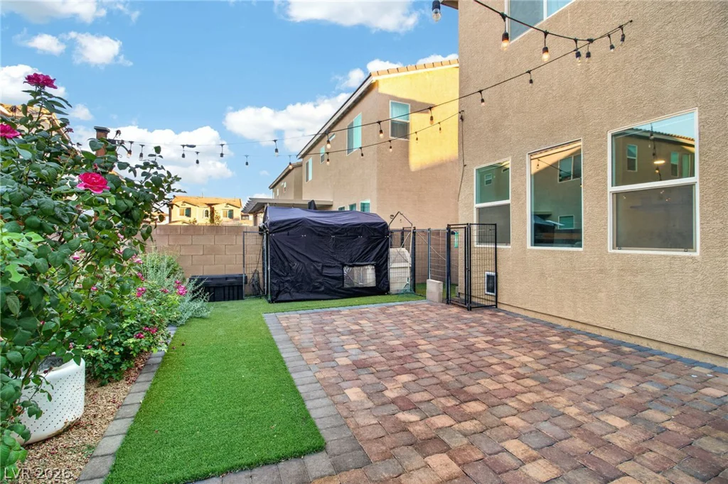 4618 Chirping, North Las Vegas, NV 89031