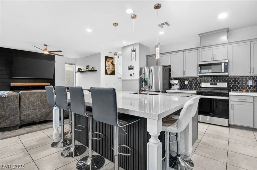 4618 Chirping, North Las Vegas, NV 89031
