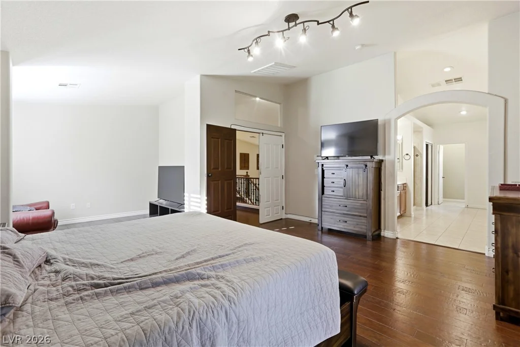 10777 Hunter Mountain, Las Vegas, NV 89129