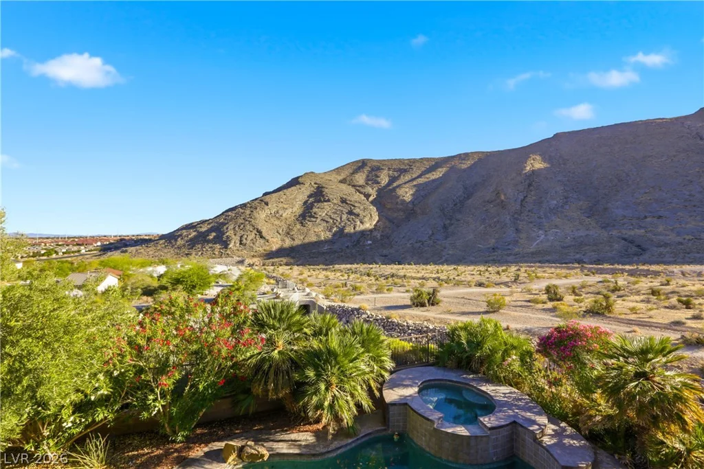10777 Hunter Mountain, Las Vegas, NV 89129