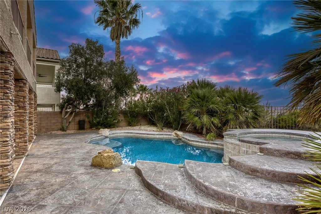 10777 Hunter Mountain, Las Vegas, NV 89129